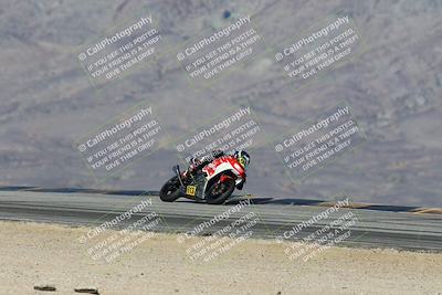 media/Dec-07-2025-CVMA (Sun) [[3e7d2de5dc]]/Race 9-Formula UL Shootout/